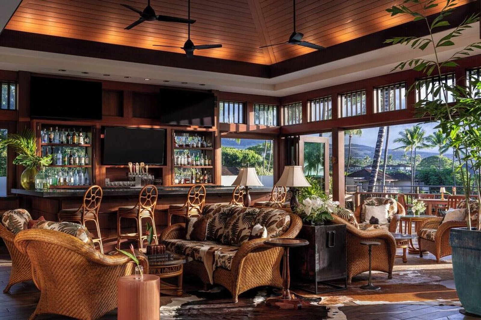 Four Seasons Resort Hualalai, at the table
