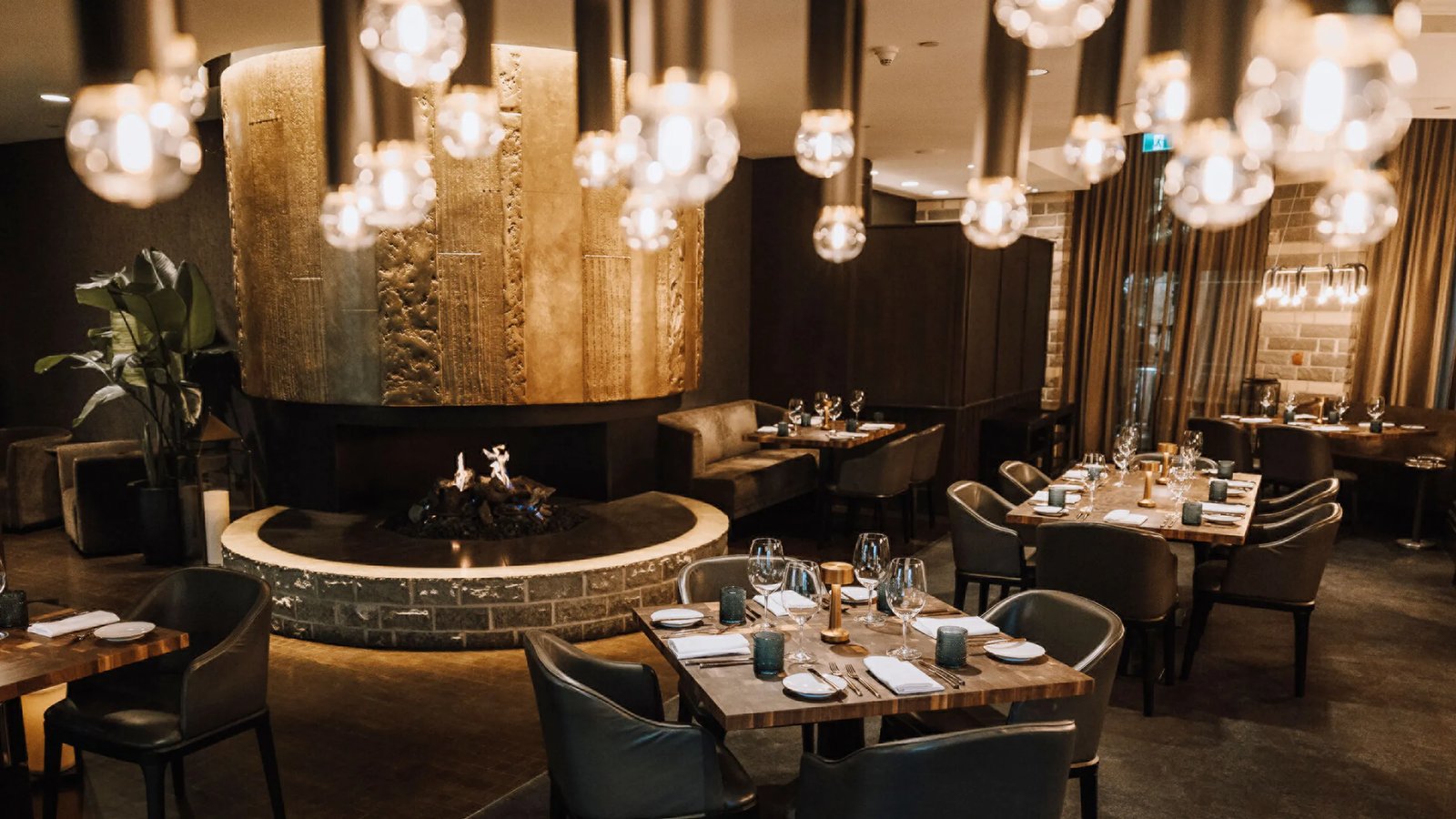 Four Seasons Resort Whistler, eat & drink