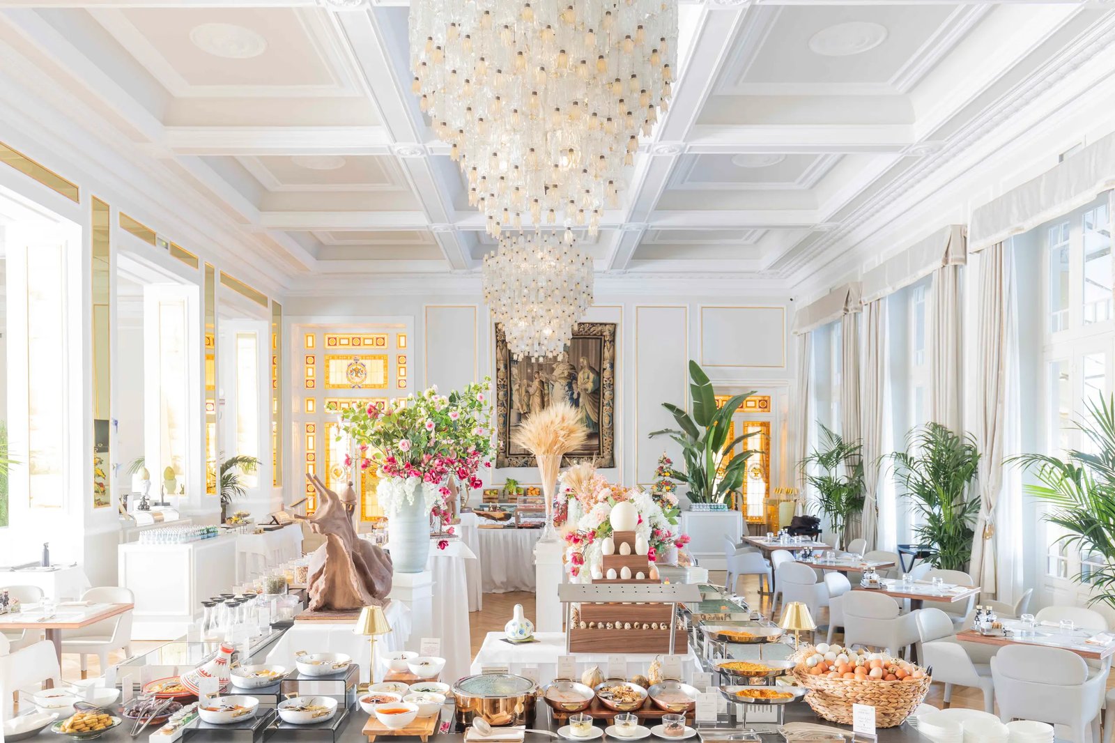 Grand Hotel Principe di Piemonte, at the table