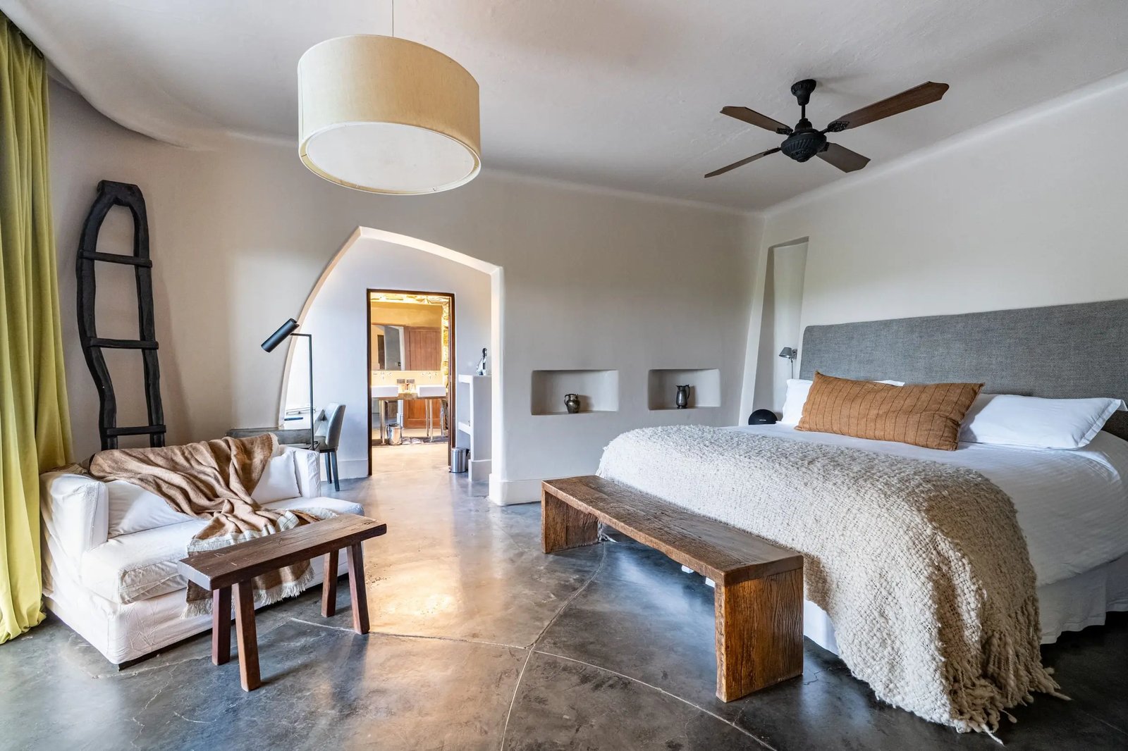 Awasi Mendoza, rooms