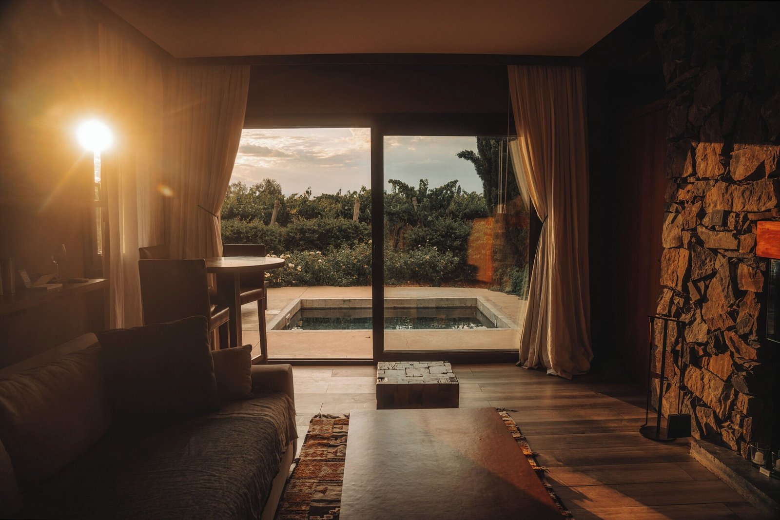 Awasi Mendoza, rooms