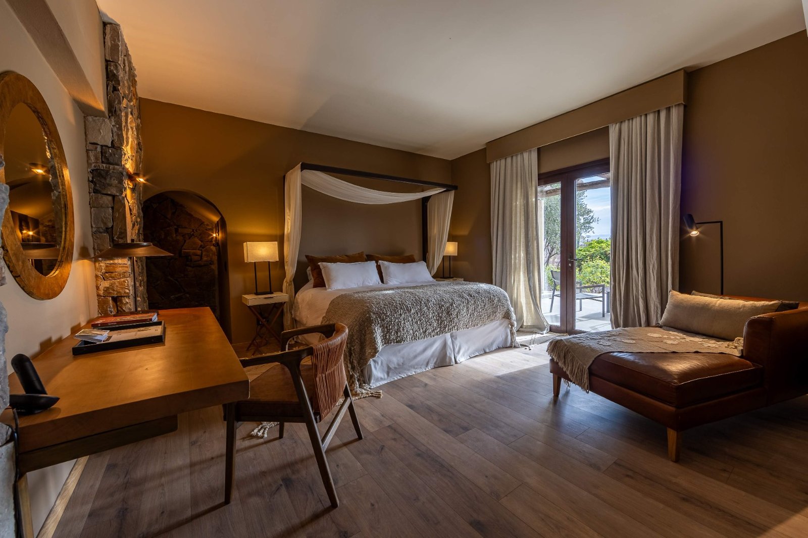 Awasi Mendoza, rooms
