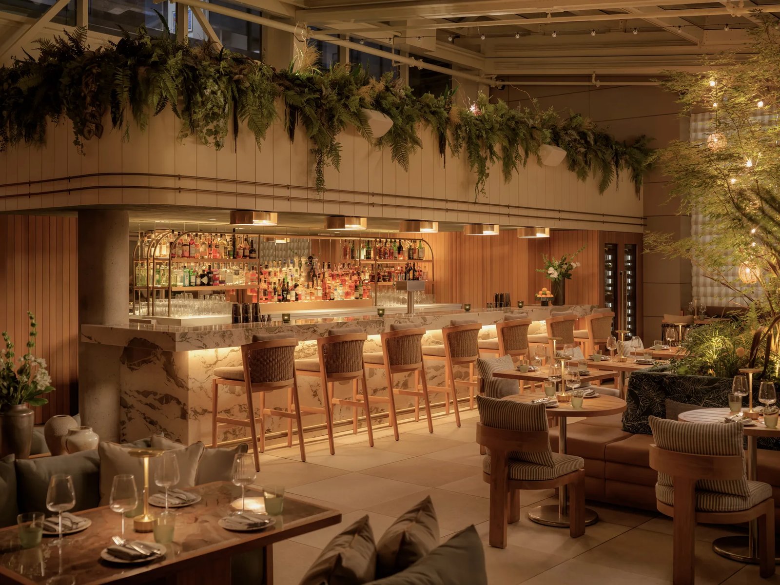Rosewood Hotel Georgia, eat & drink