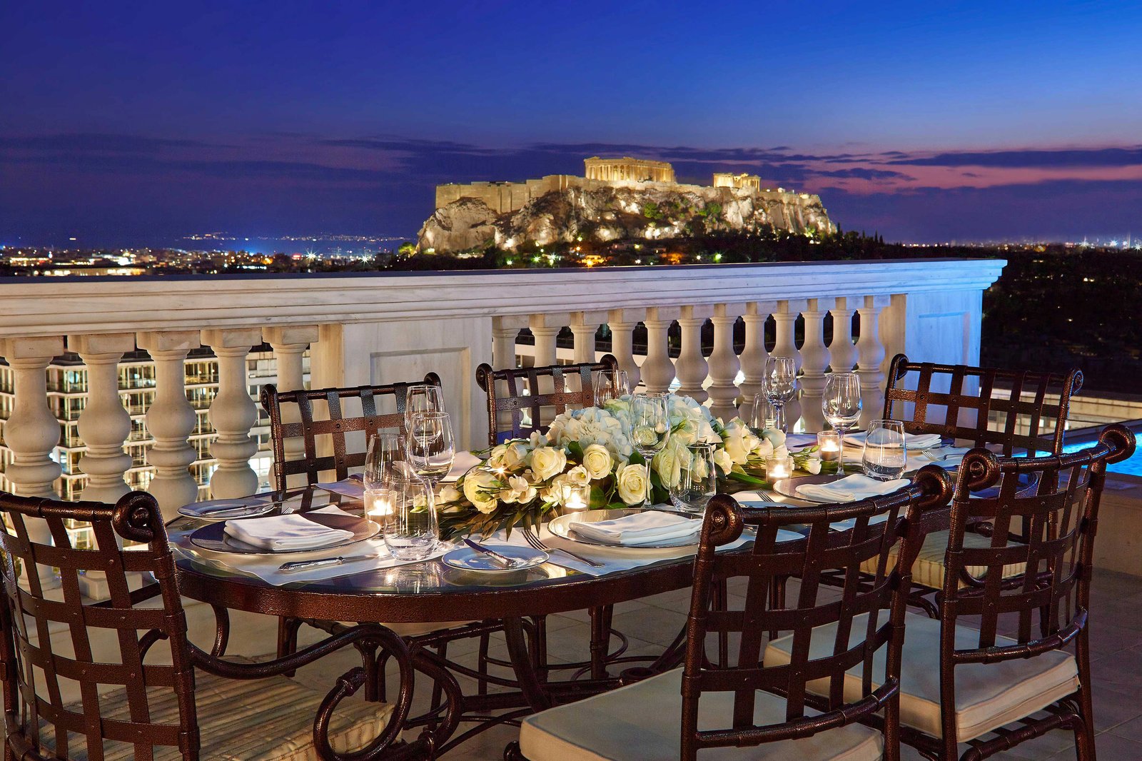 Hotel Grande Bretagne, vibe