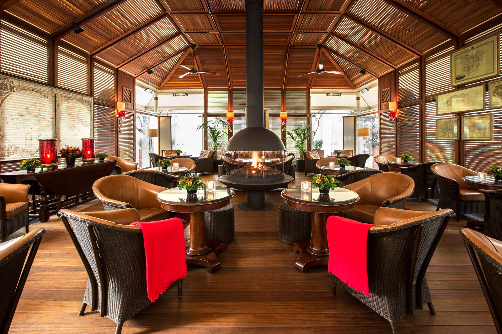 Hotel Grande Bretagne, eat & drink