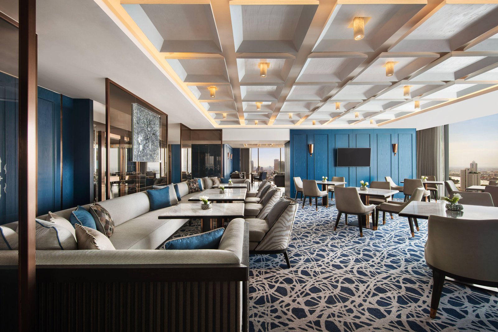 Bangkok Marriott Hotel The Surawongse — vibe