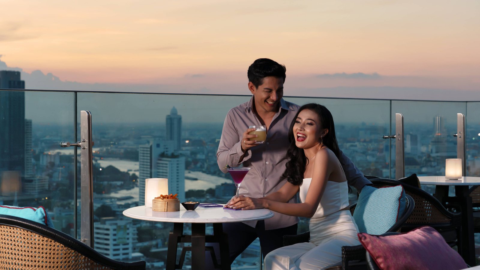 Bangkok Marriott Hotel The Surawongse — eat & drink