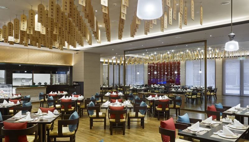 Grand Mayfull Hotel Taipei, at the table
