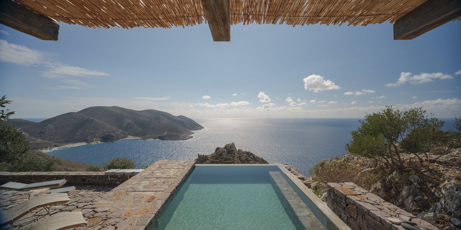Tainaron Blue Retreat