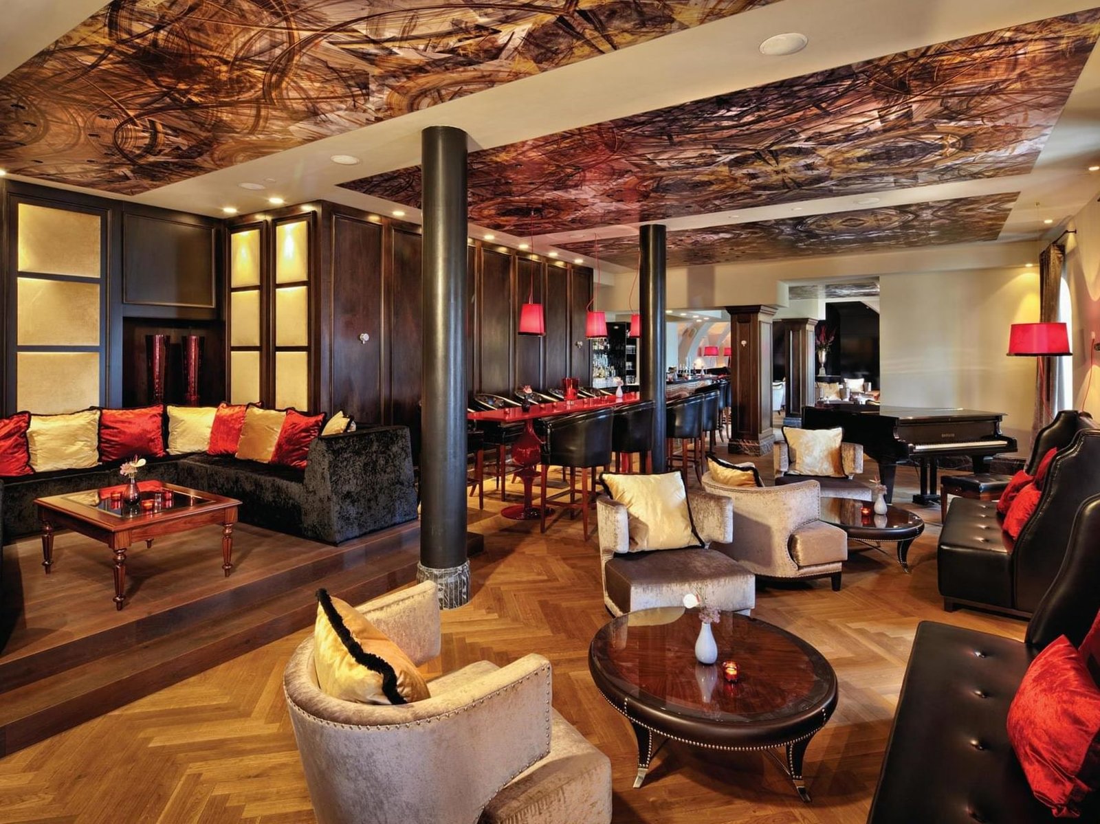 Falkensteiner Schlosshotel Velden, schlossbar charly walker