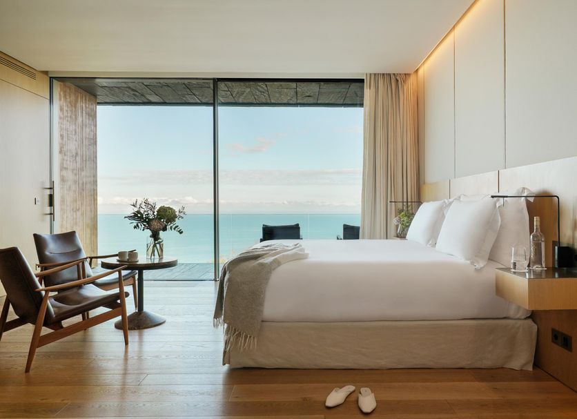 Akelarre, rooms