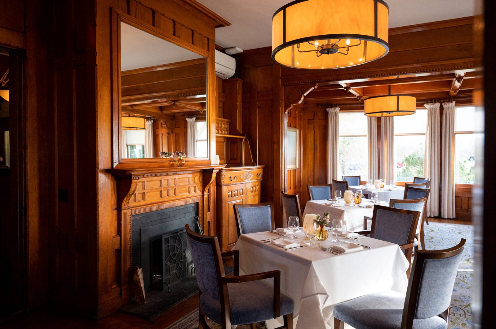 Castle Hill Inn, eat & drink
