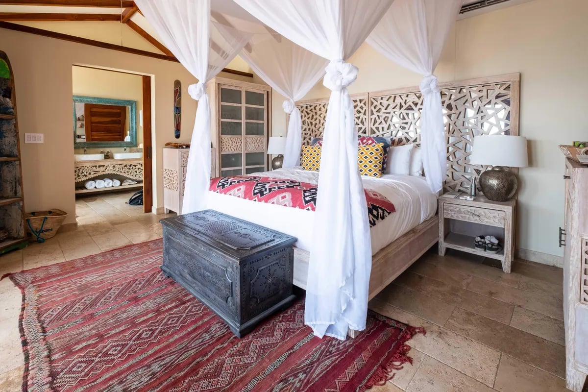 Casa Chameleon at Las Catalinas, rooms