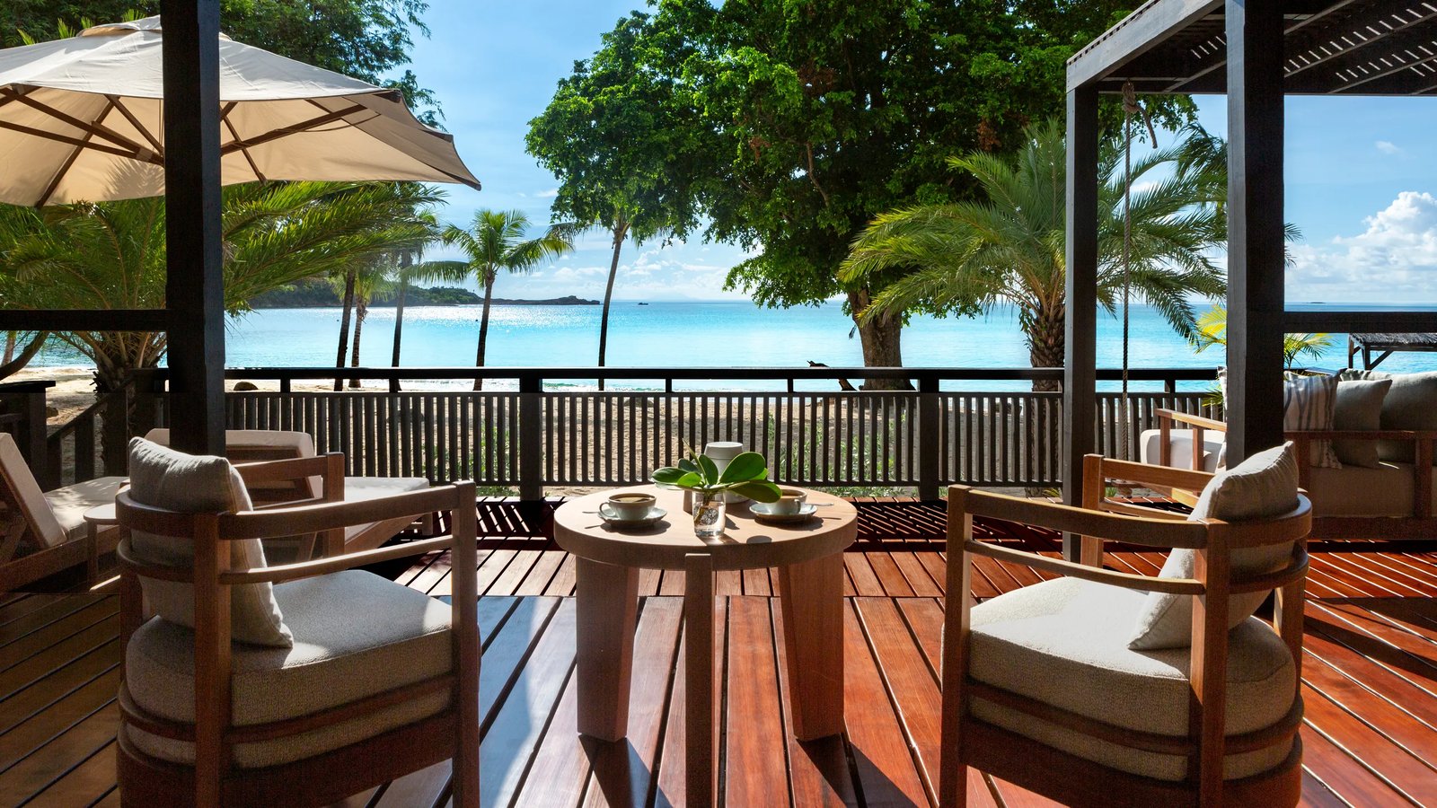 Hermitage Bay, an SLH Hotel, vibe