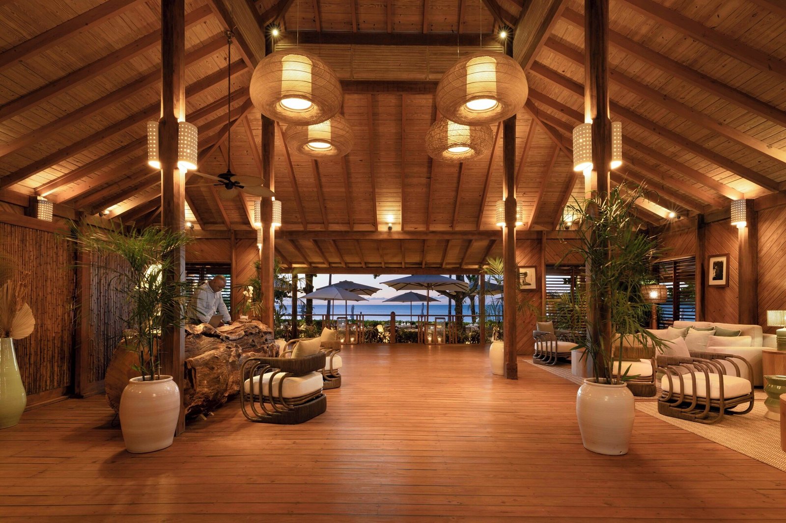 Hermitage Bay, an SLH Hotel, vibe