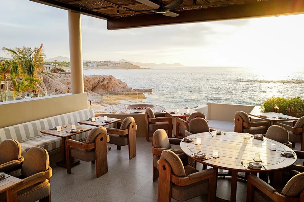 Chileno Bay Resort & Residences, Auberge Collection, eat & drink
