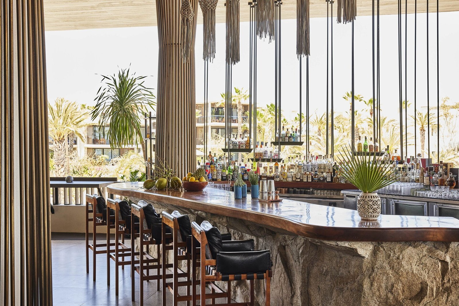 Chileno Bay Resort & Residences, Auberge Collection, eat & drink