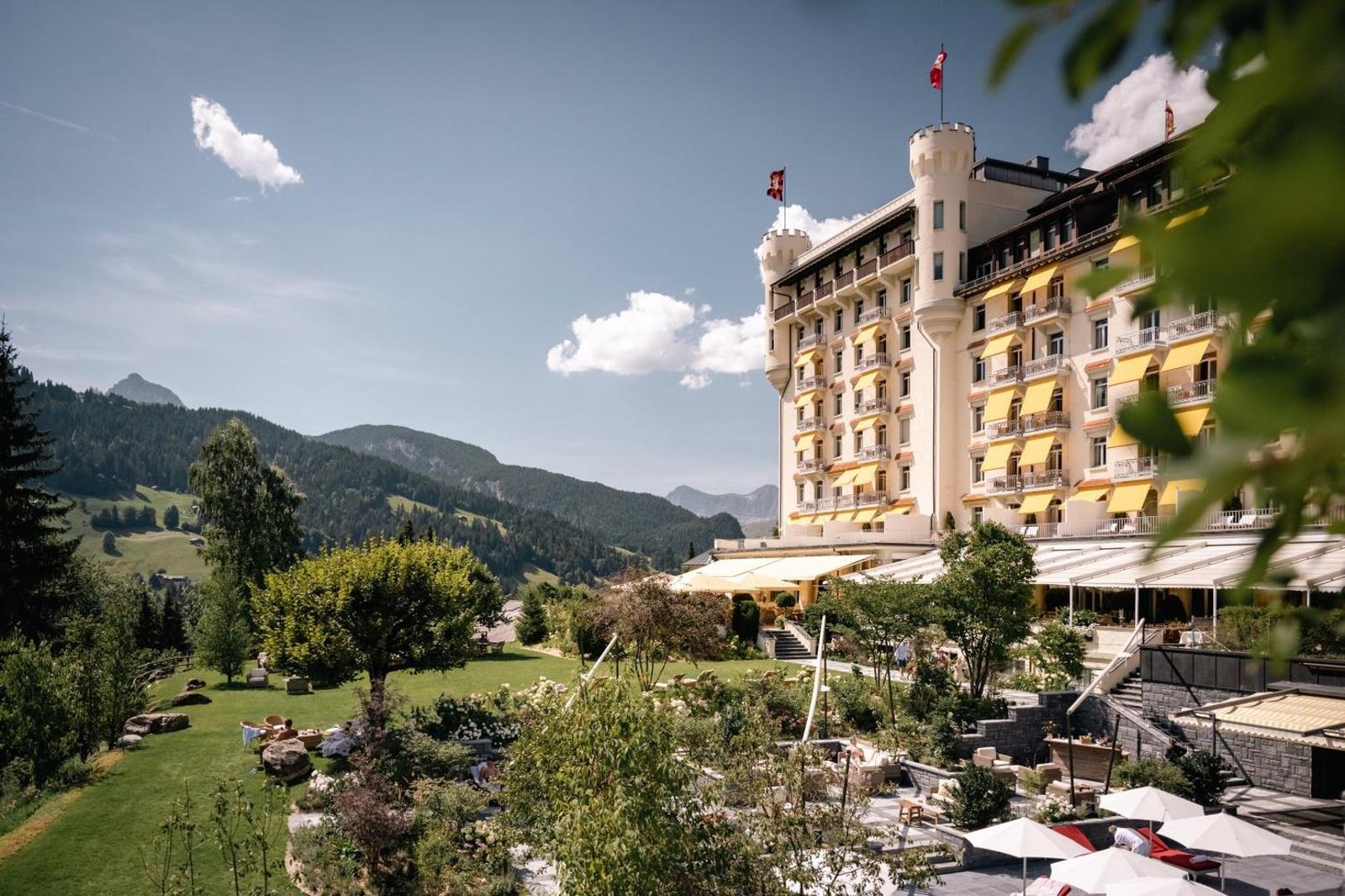 Gstaad Palace, backstory