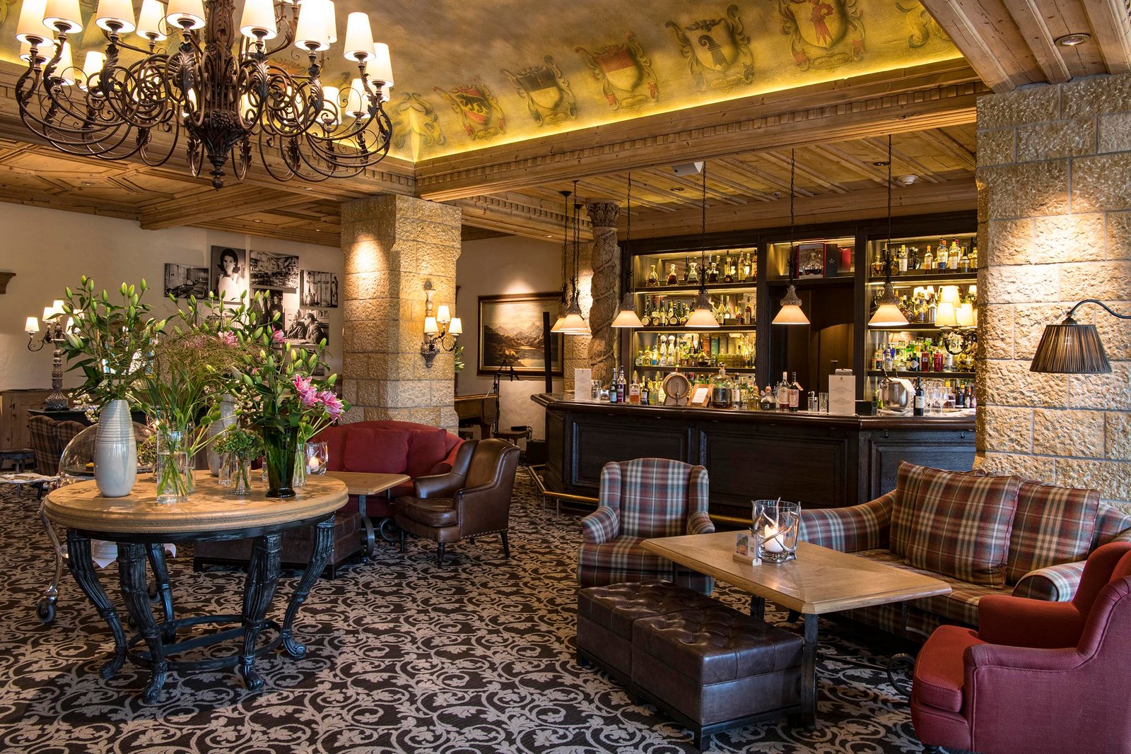 Gstaad Palace, eat & drink