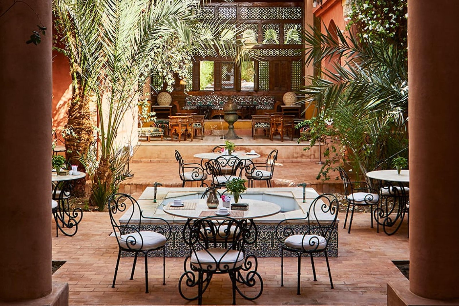 Al Moudira Hotel, eat & drink