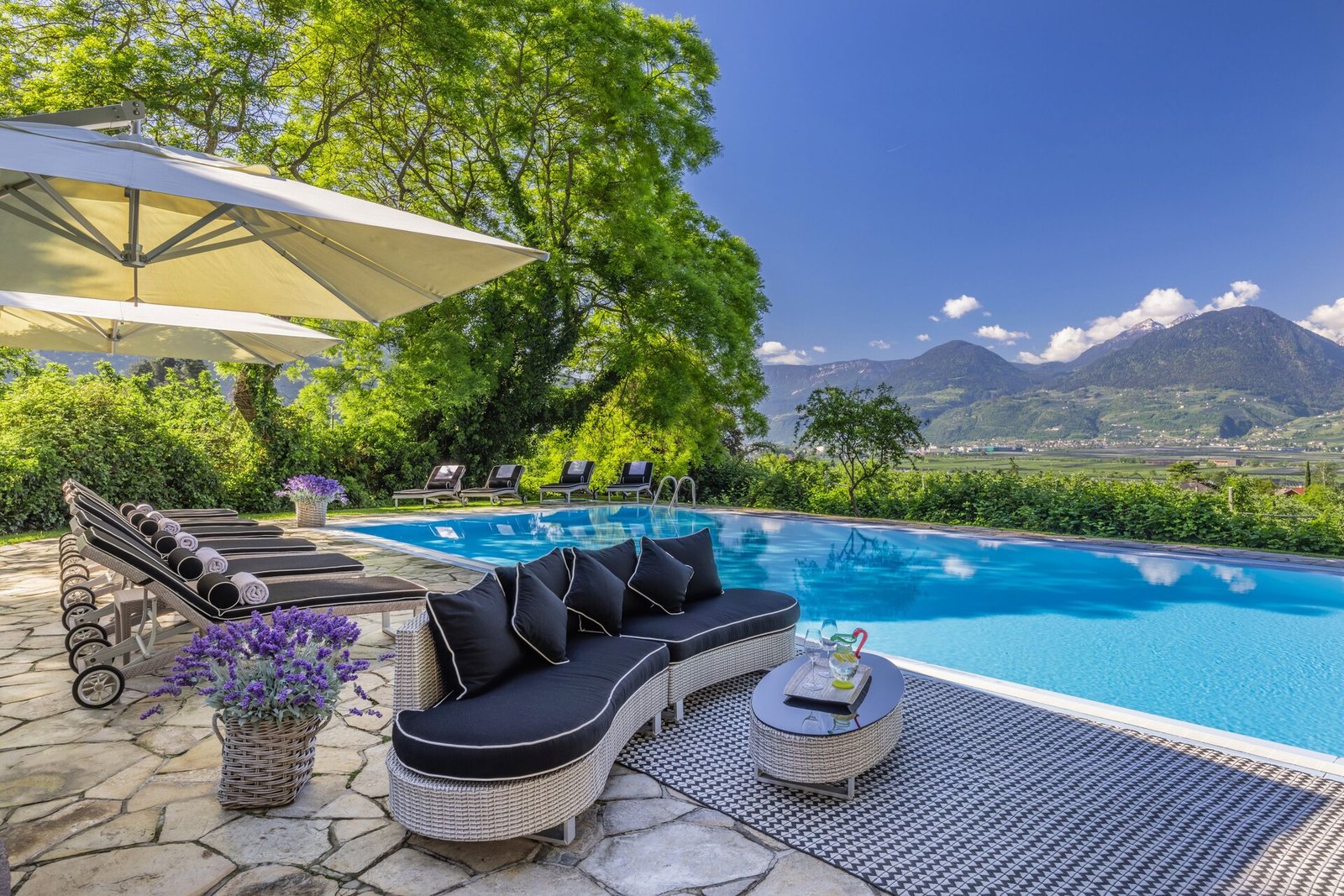 Villa Eden, the pool
