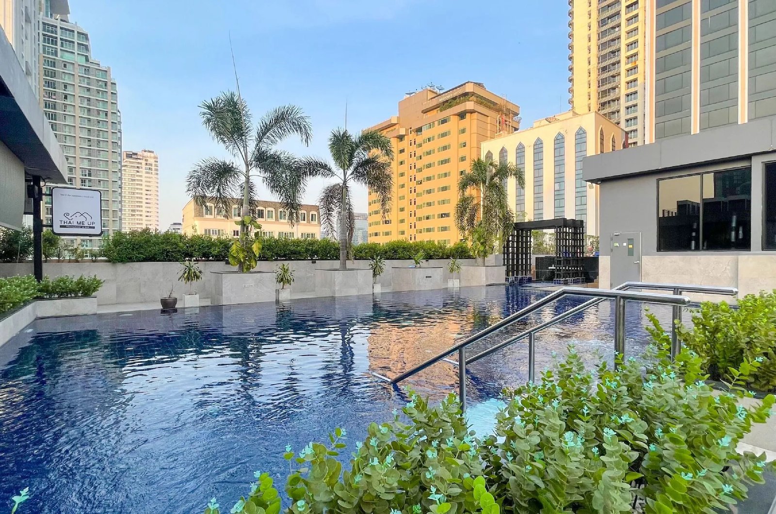 Eleven Hotel Bangkok Sukhumvit 11 — wellness