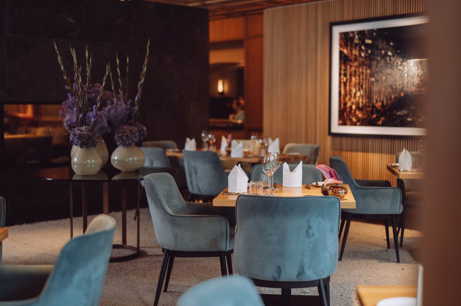 Egerner Höfe Hotel, at the table