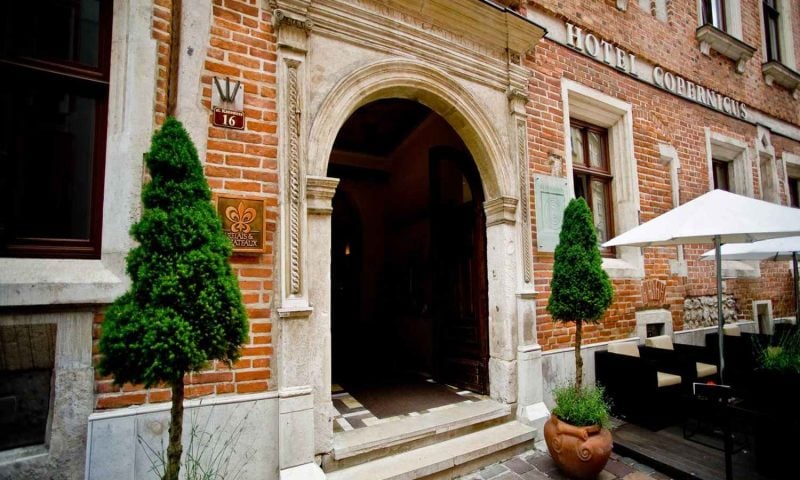 Hotel Copernicus, backstory
