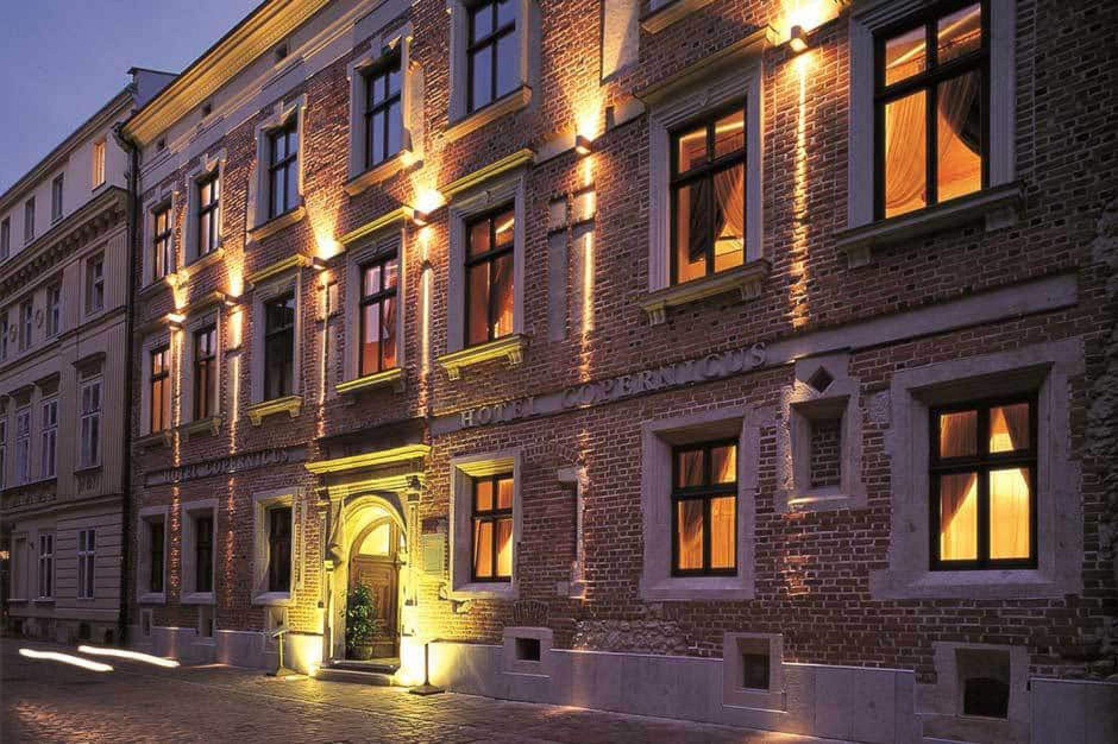 Hotel Copernicus, backstory