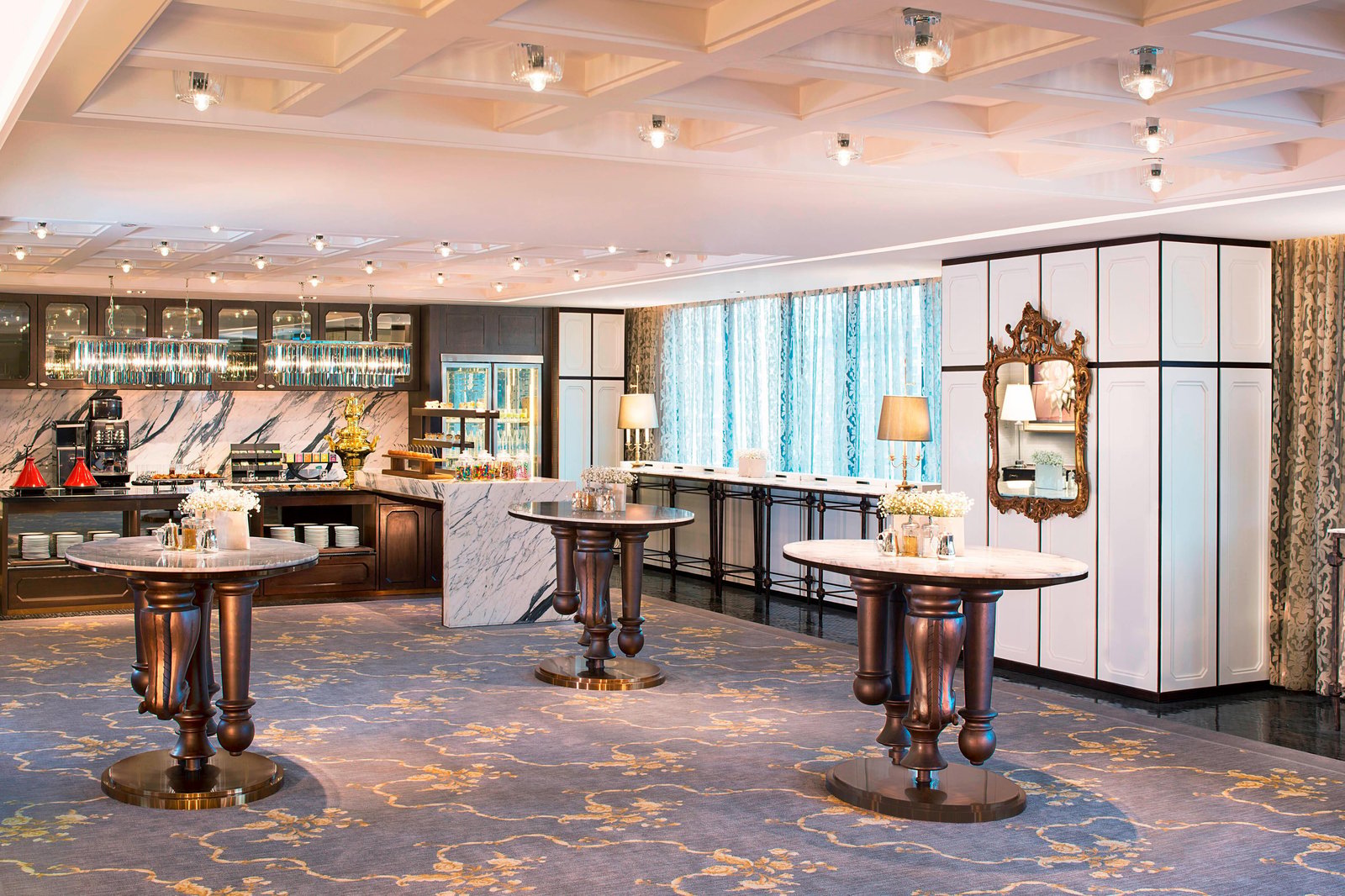 The Athenee Hotel