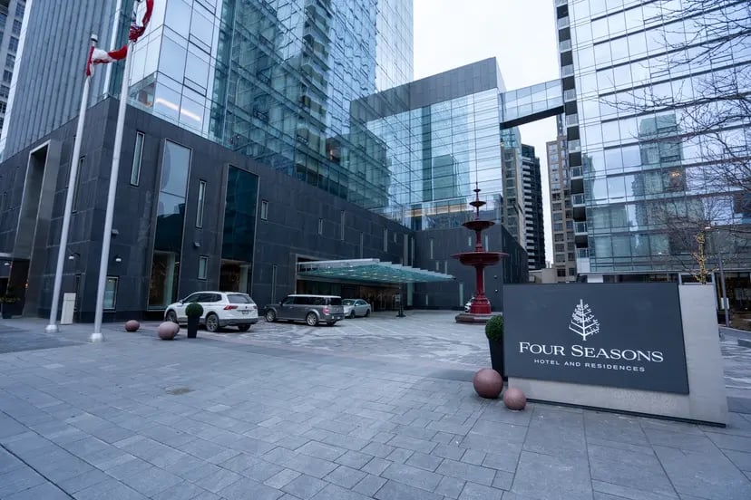 Four Seasons Hotel Toronto, backstory