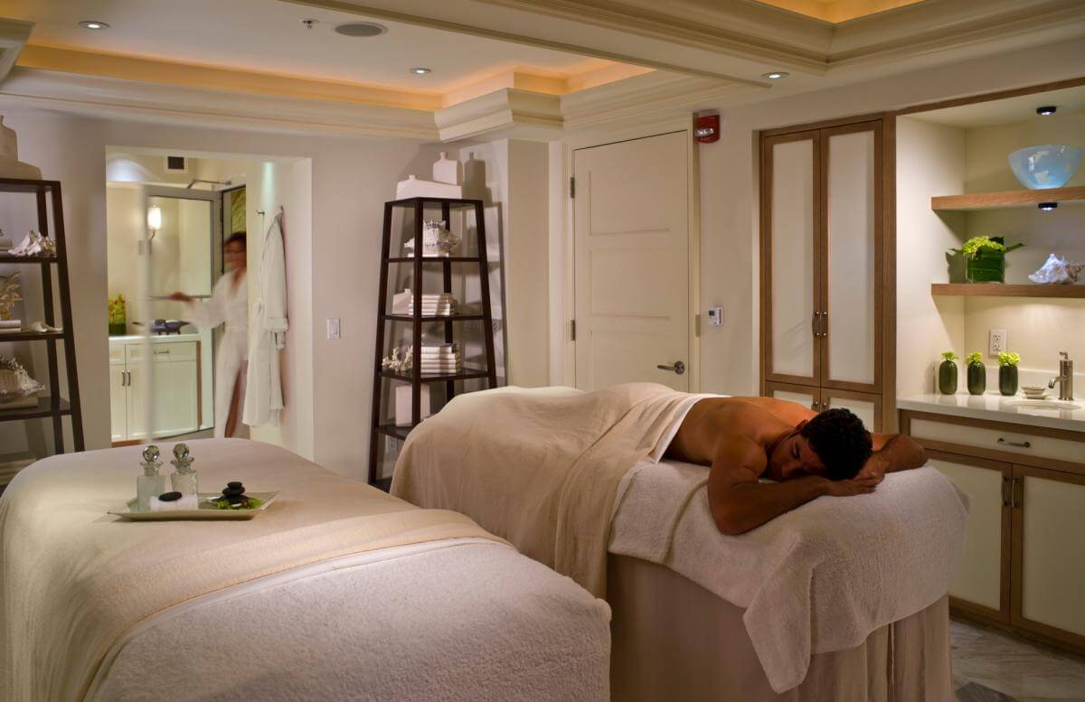 Four Seasons Resort Palm Beach, the spa
