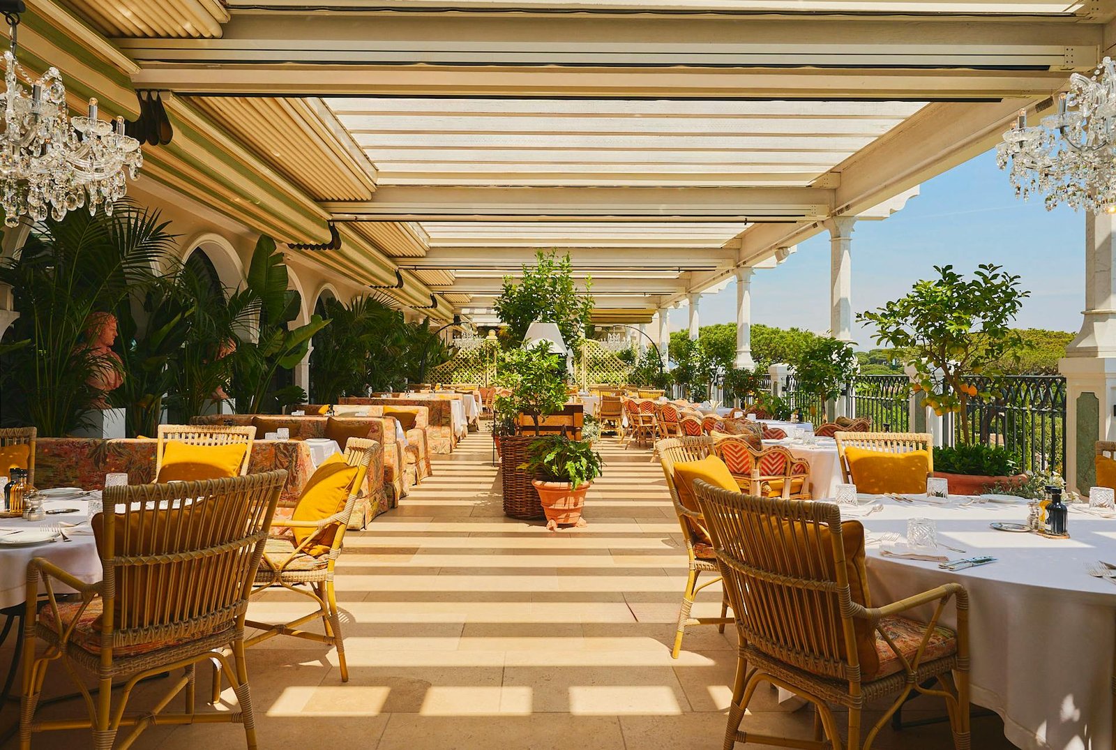 Airelles Saint-Tropez, Château de la Messardière, eat & drink