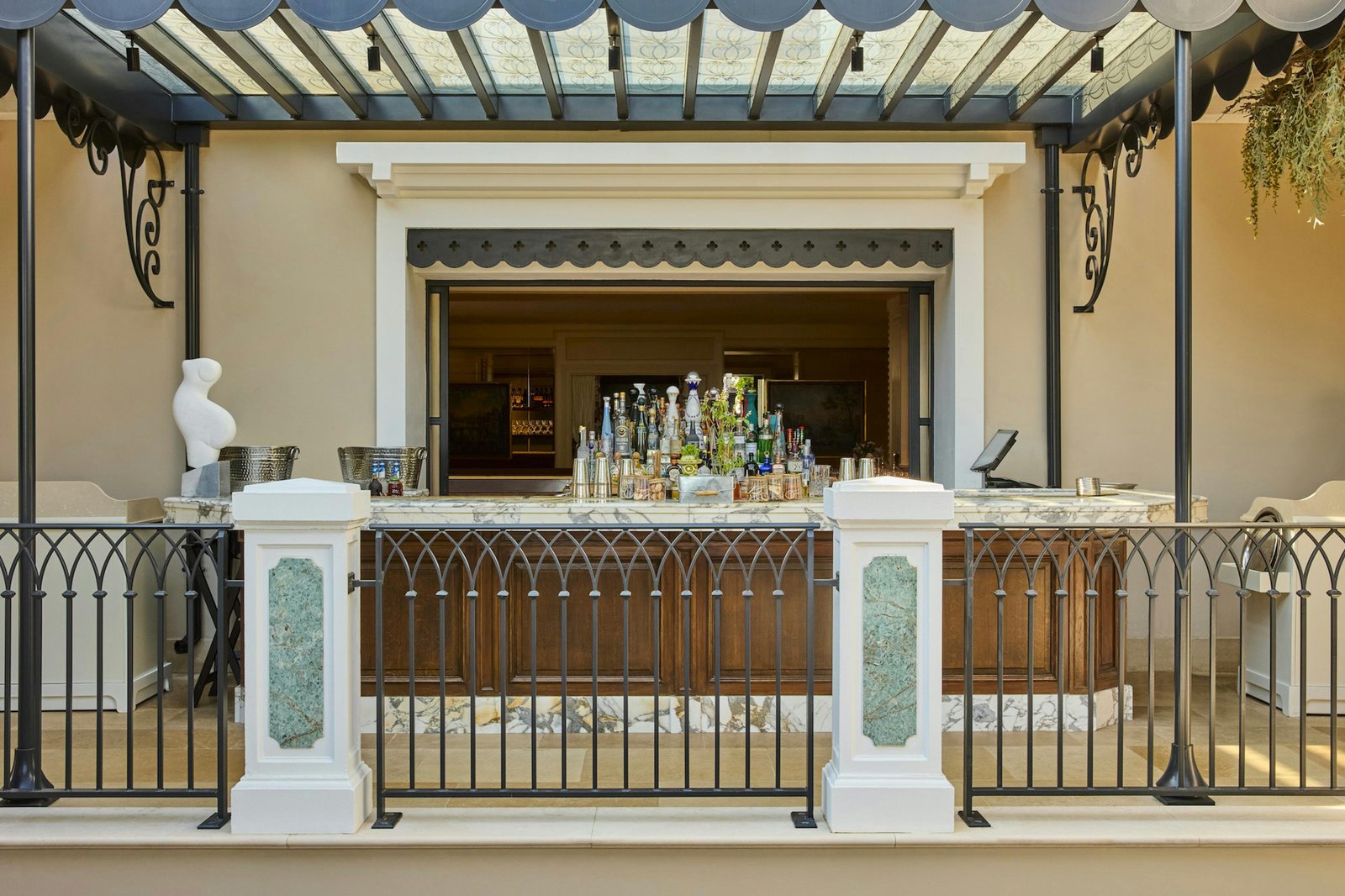 Airelles Saint-Tropez, Château de la Messardière, eat & drink