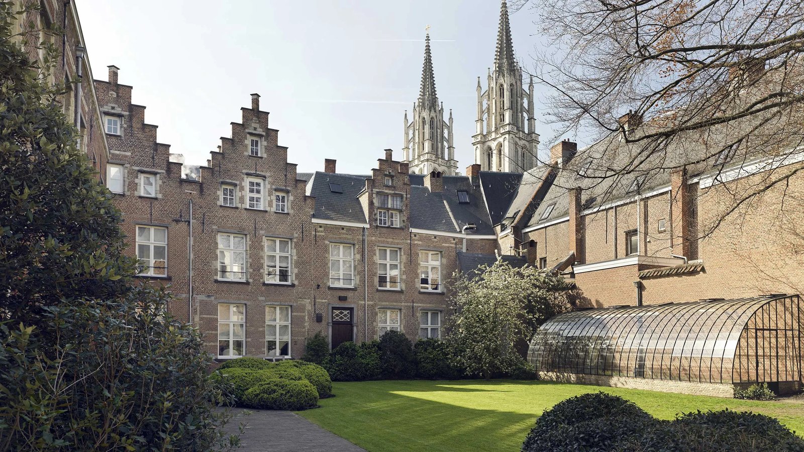 Botanic Sanctuary Antwerp, backstory