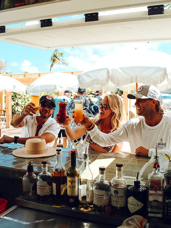 Lovango Resort & Beach Club, eat & drink