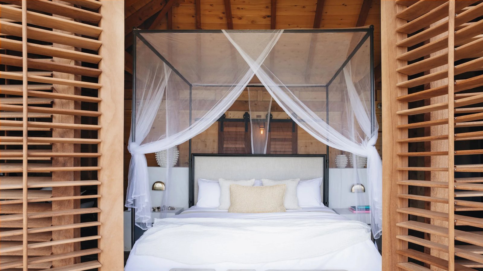 Lovango Resort & Beach Club, rooms