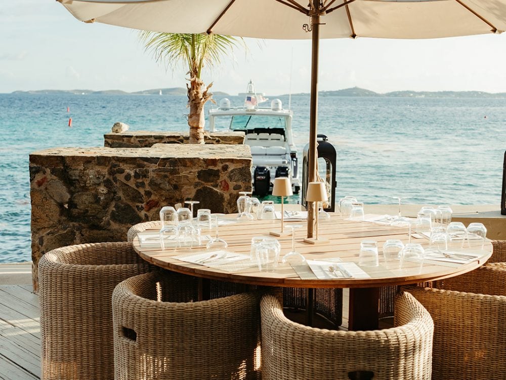 Lovango Resort & Beach Club, eat & drink