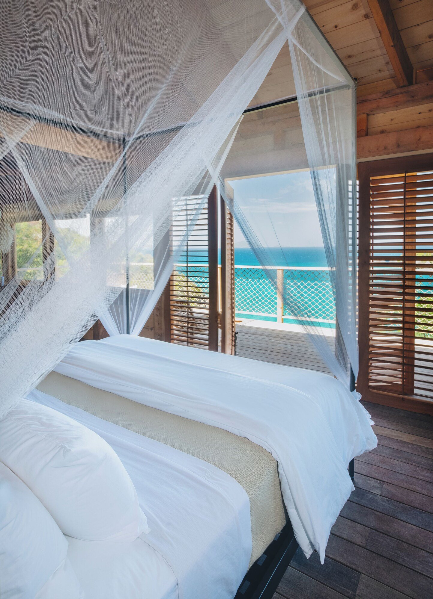 Lovango Resort & Beach Club, rooms