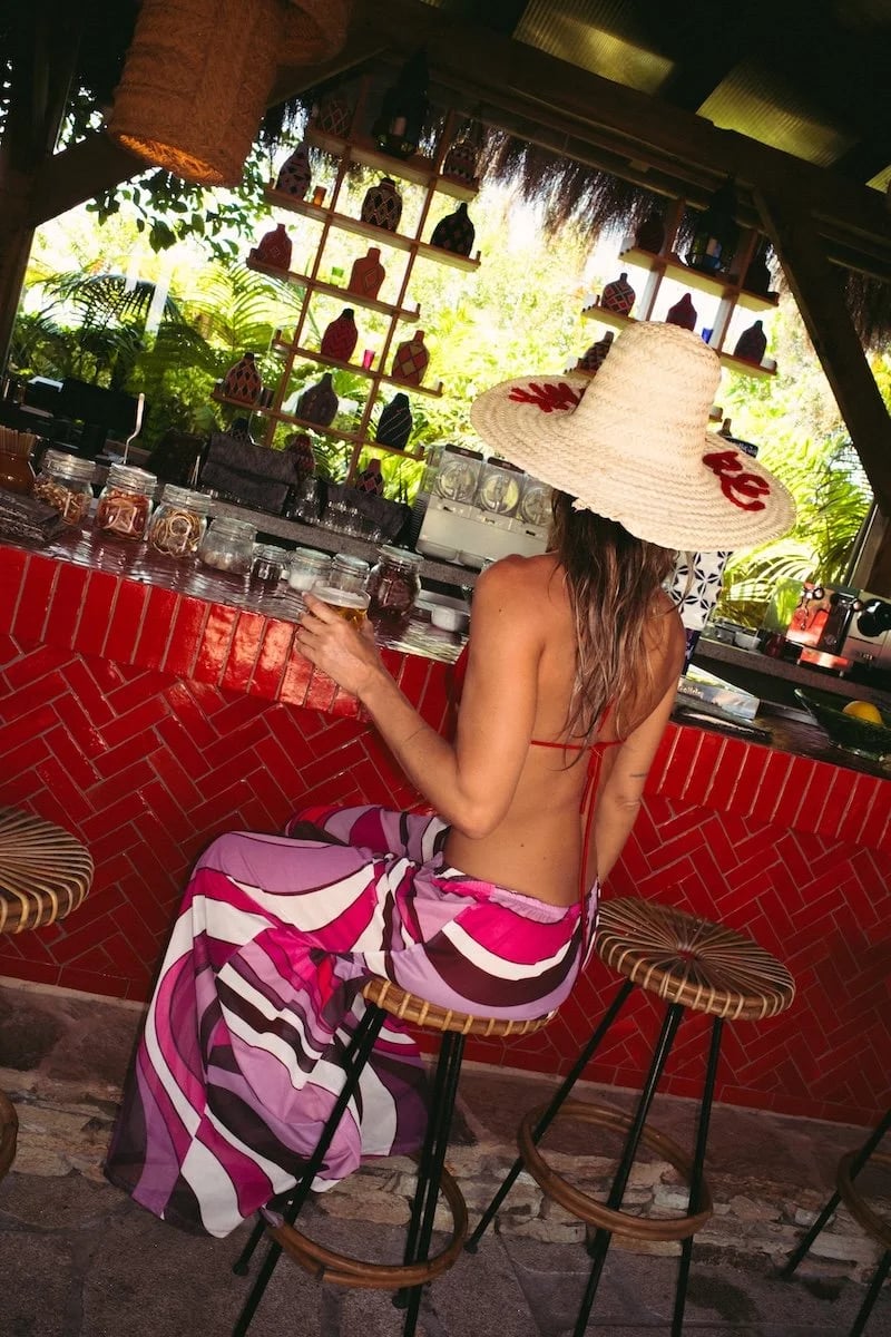 Casa Beatnik Country House, pool house bar