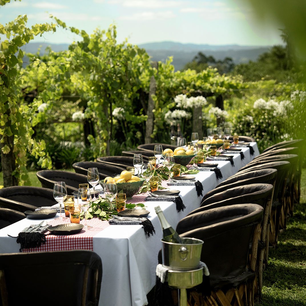 Casa Beatnik Country House, at the table
