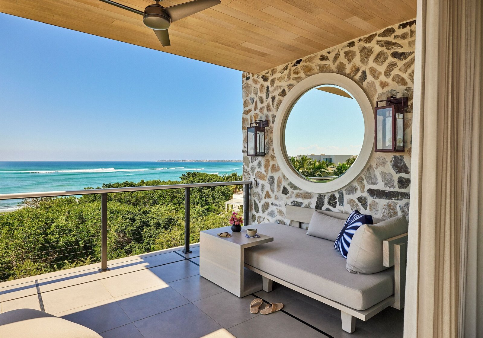 Susurros del Corazón, rooms