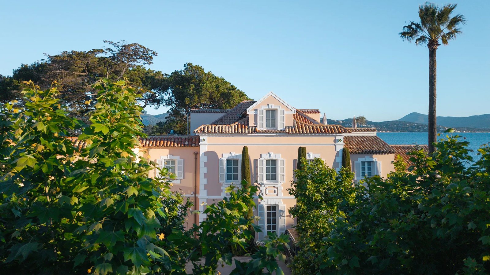 Cheval Blanc St-Tropez, backstory