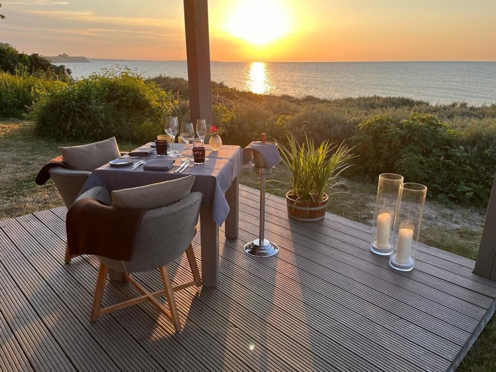 WEISSENHAUS Private Nature Luxury Resort, restaurant bootshaus