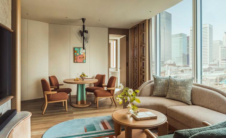 Four Seasons Hotel Tokyo At Marunouchi — rooms