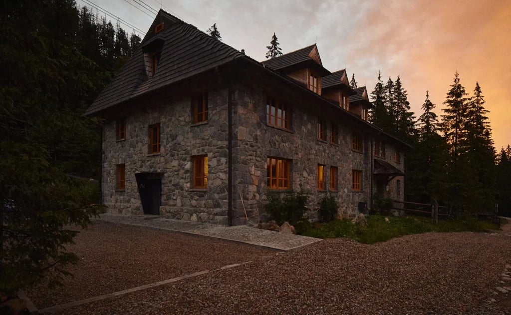 EnHotel Zakopane Kuźnice, backstory