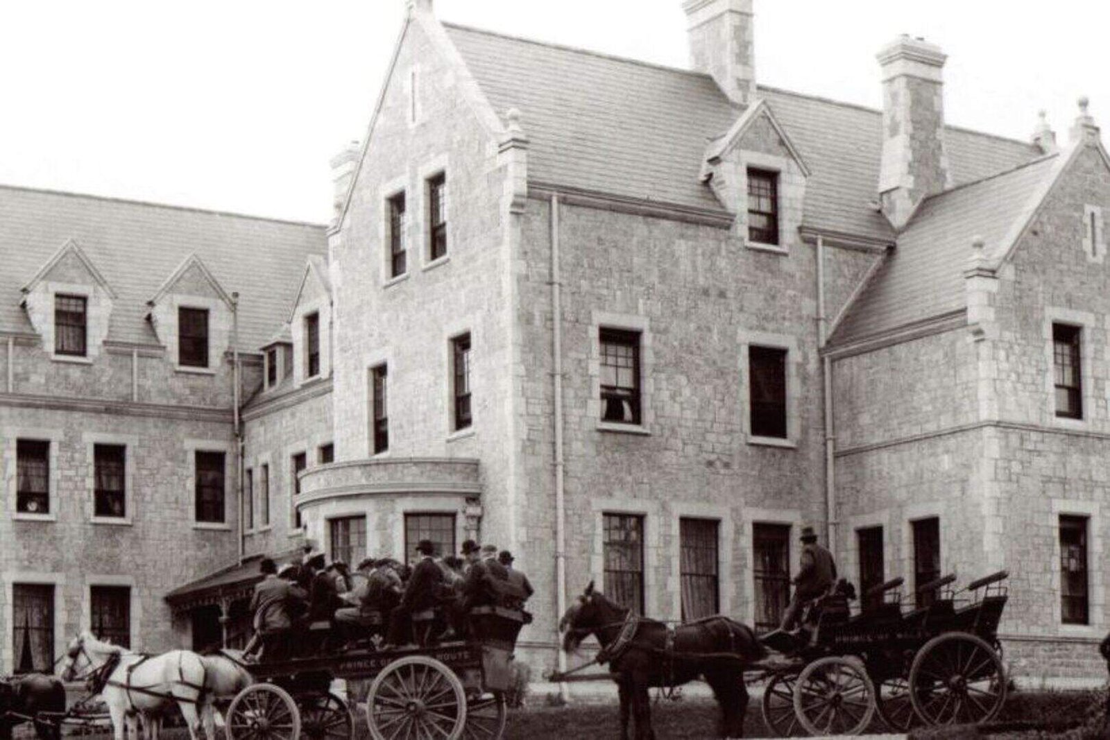Park Hotel Kenmare, backstory