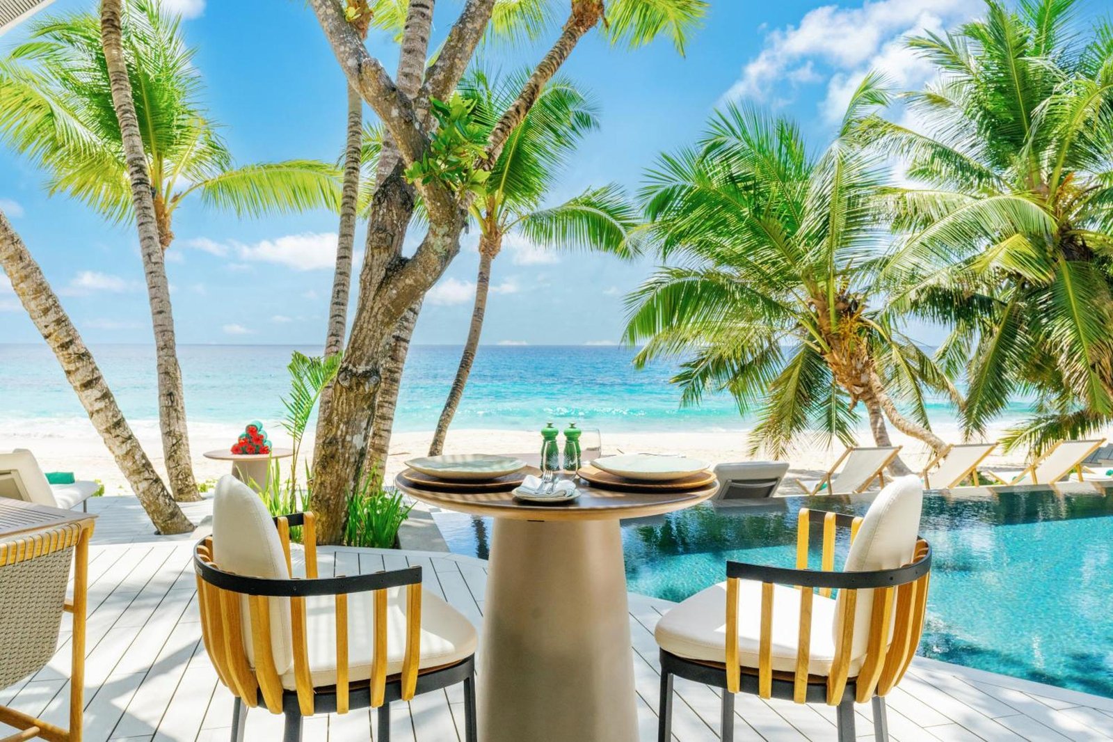 Cheval Blanc Seychelles, eat & drink