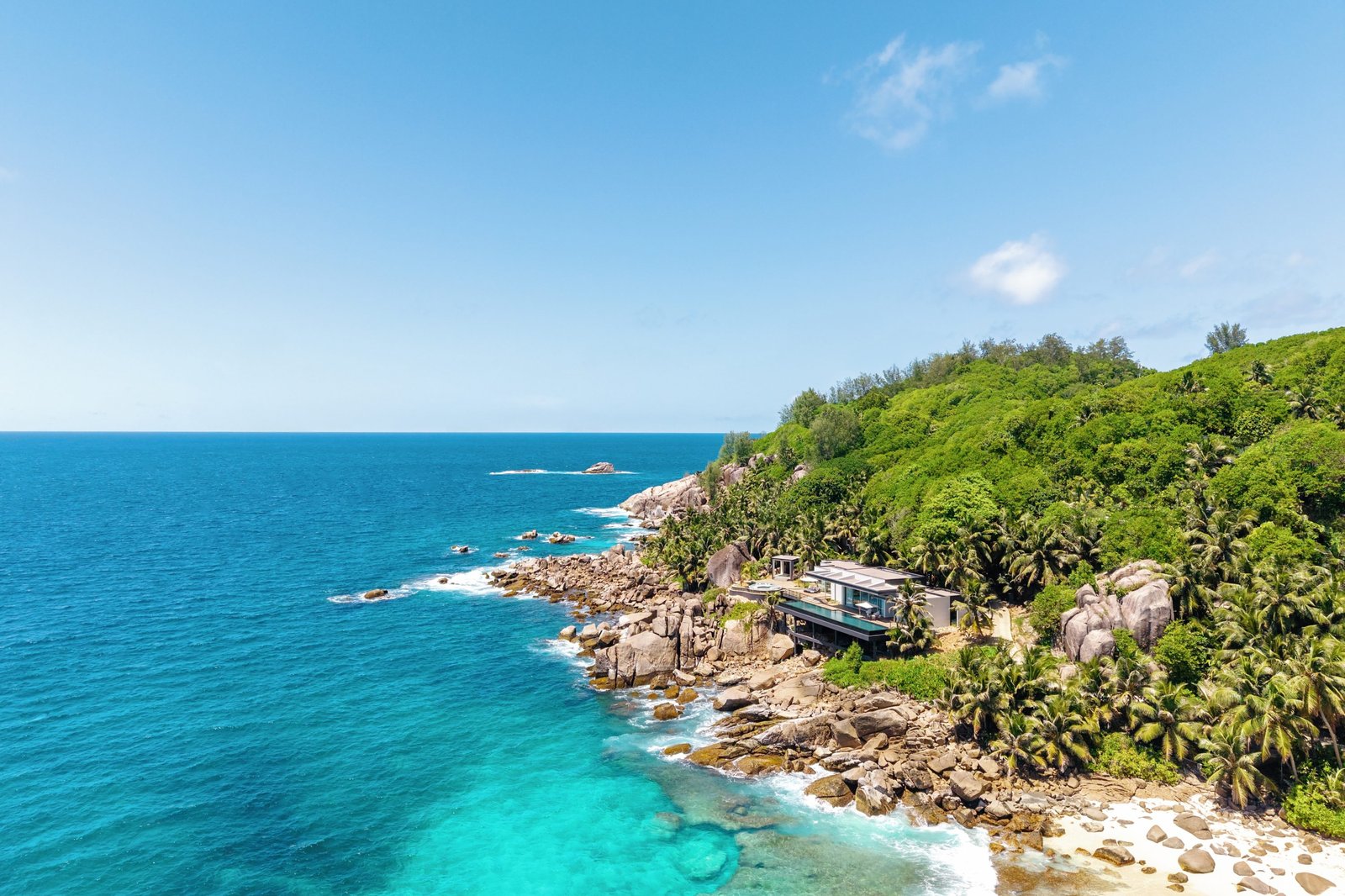 Cheval Blanc Seychelles, backstory