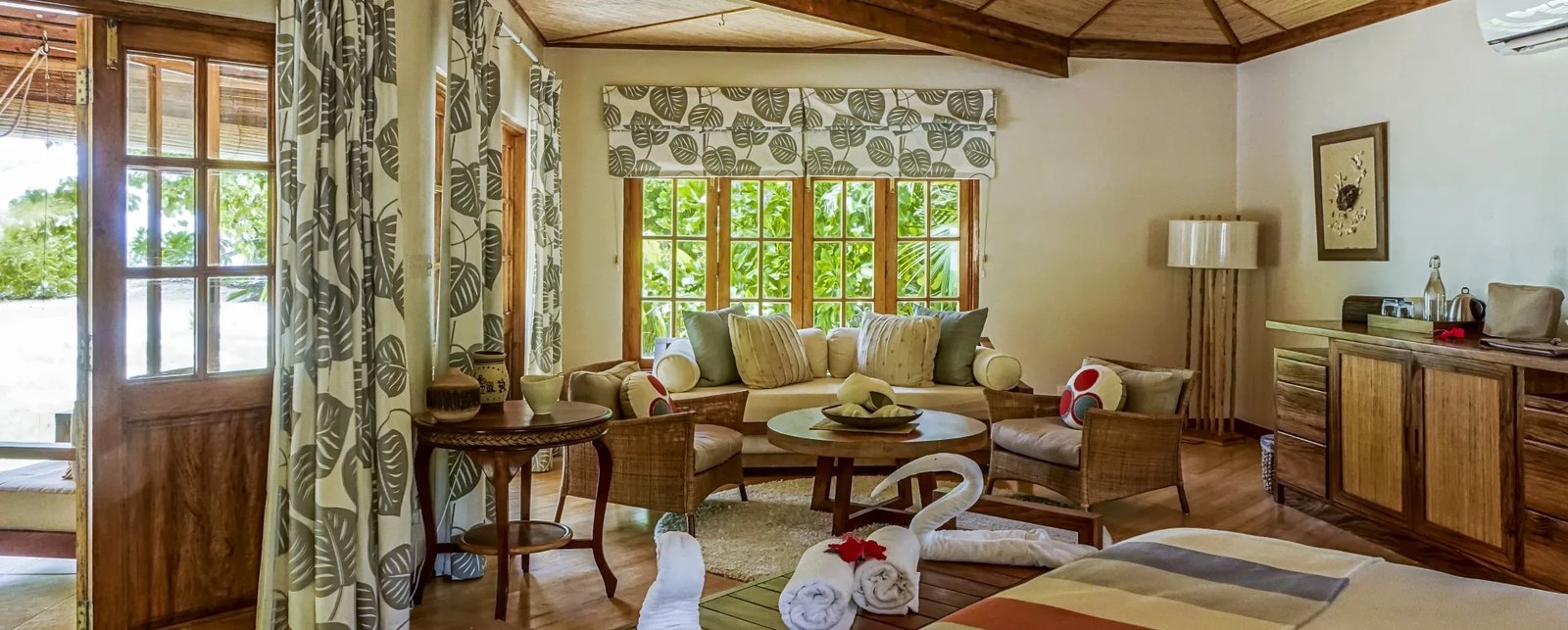 Denis Private Island, rooms